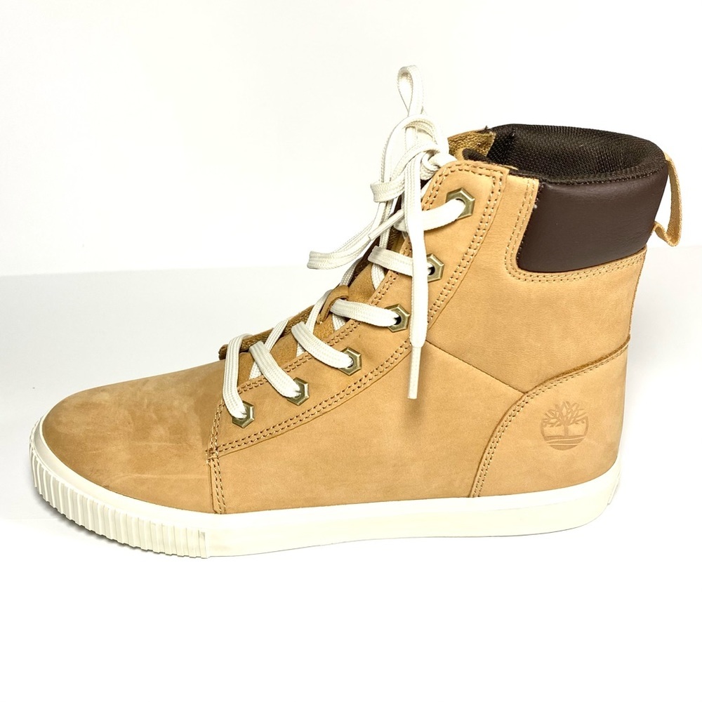 Timberland Women's Skyla Bay 6-Inch Boots Size 9.5